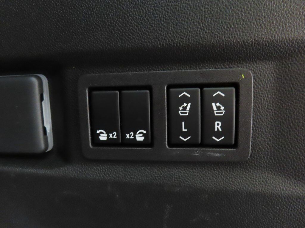 2023 Chevrolet Tahoe High Country 4WD Fond du Lac WI 2023 Chevrolet Tahoe High Country 4WD Fond du Lac WI