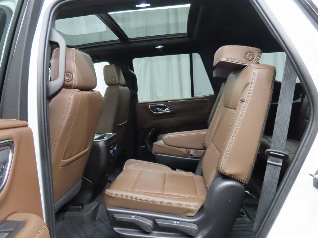 2023 Chevrolet Tahoe High Country 4WD Fond du Lac WI 2023 Chevrolet Tahoe High Country 4WD Fond du Lac WI