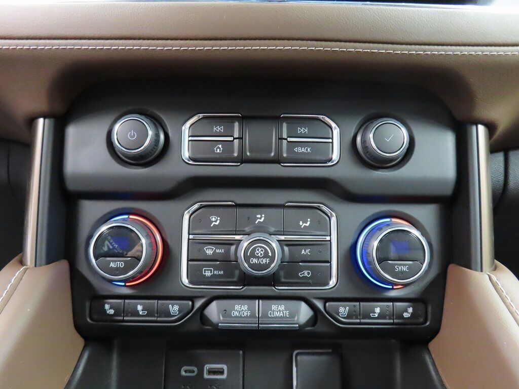 2023 Chevrolet Tahoe High Country 4WD Fond du Lac WI 2023 Chevrolet Tahoe High Country 4WD Fond du Lac WI