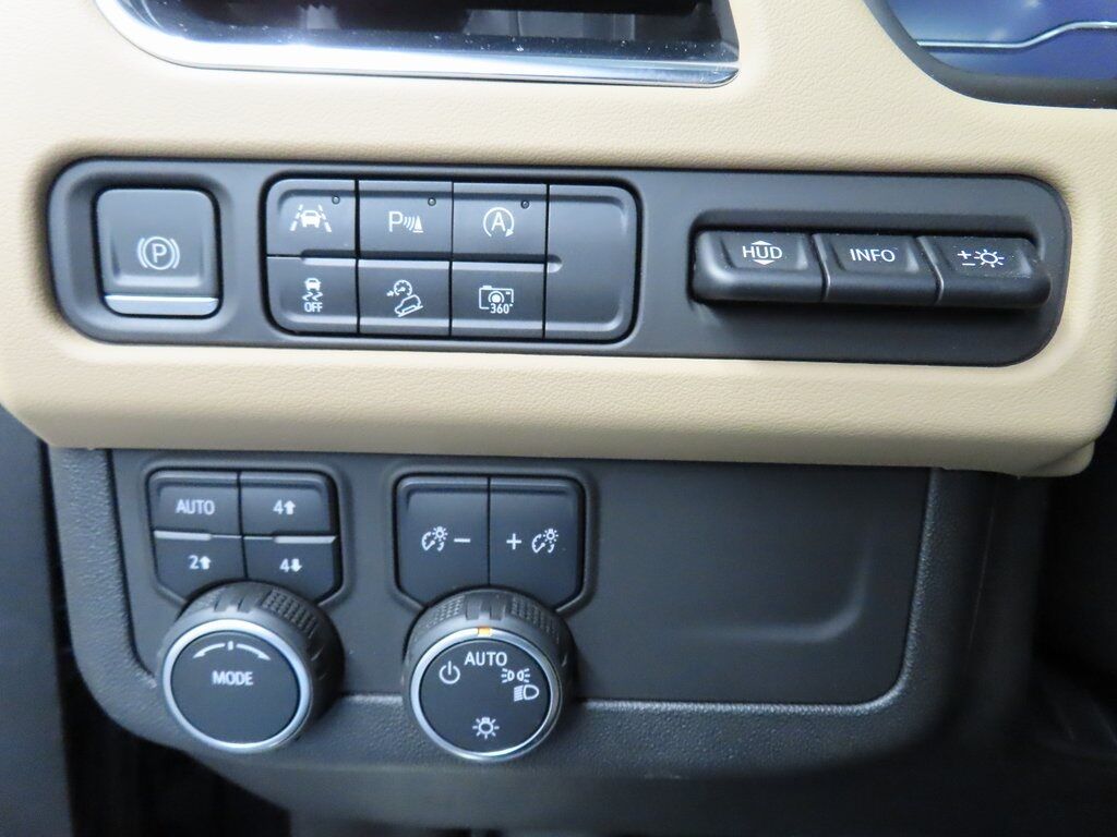 2023 Chevrolet Tahoe Premier 4WD 7 Passenger Fond du Lac WI 2023 Chevrolet Tahoe Premier 4WD 7 Passenger Fond du Lac WI