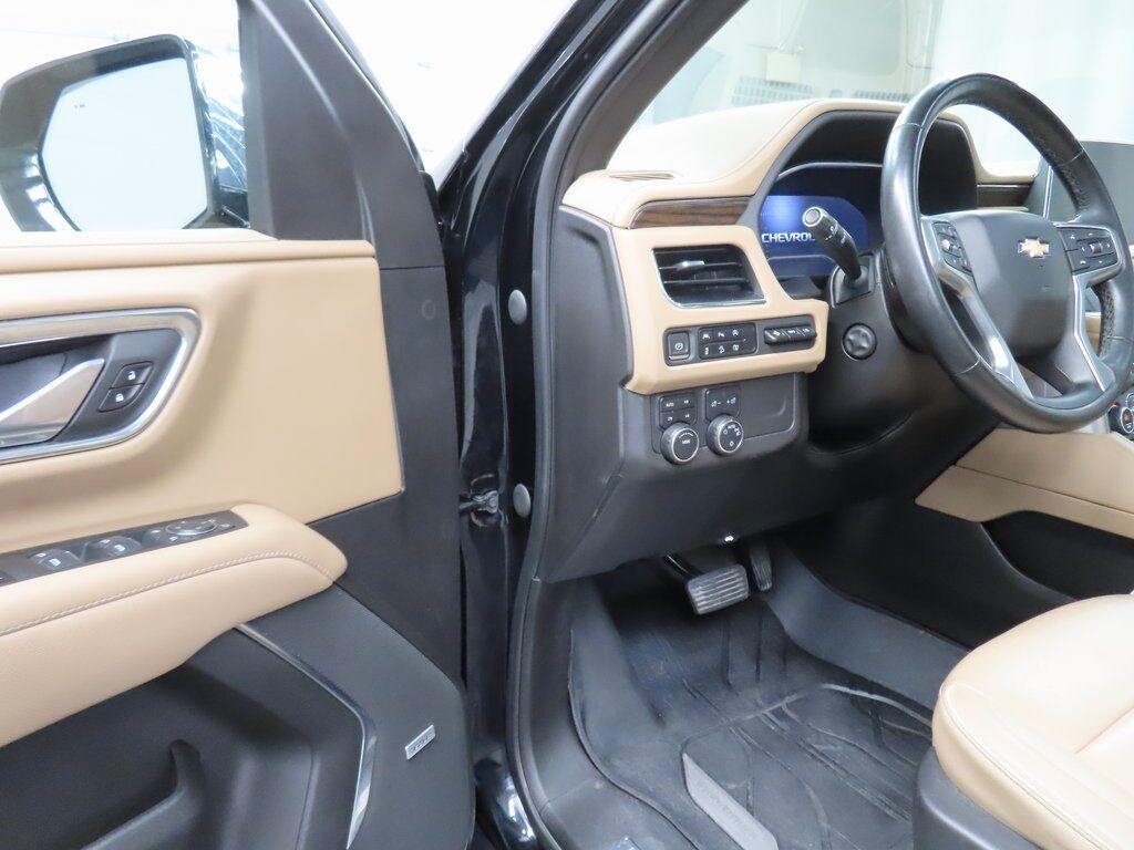 2023 Chevrolet Tahoe Premier 4WD 7 Passenger Fond du Lac WI 2023 Chevrolet Tahoe Premier 4WD 7 Passenger Fond du Lac WI