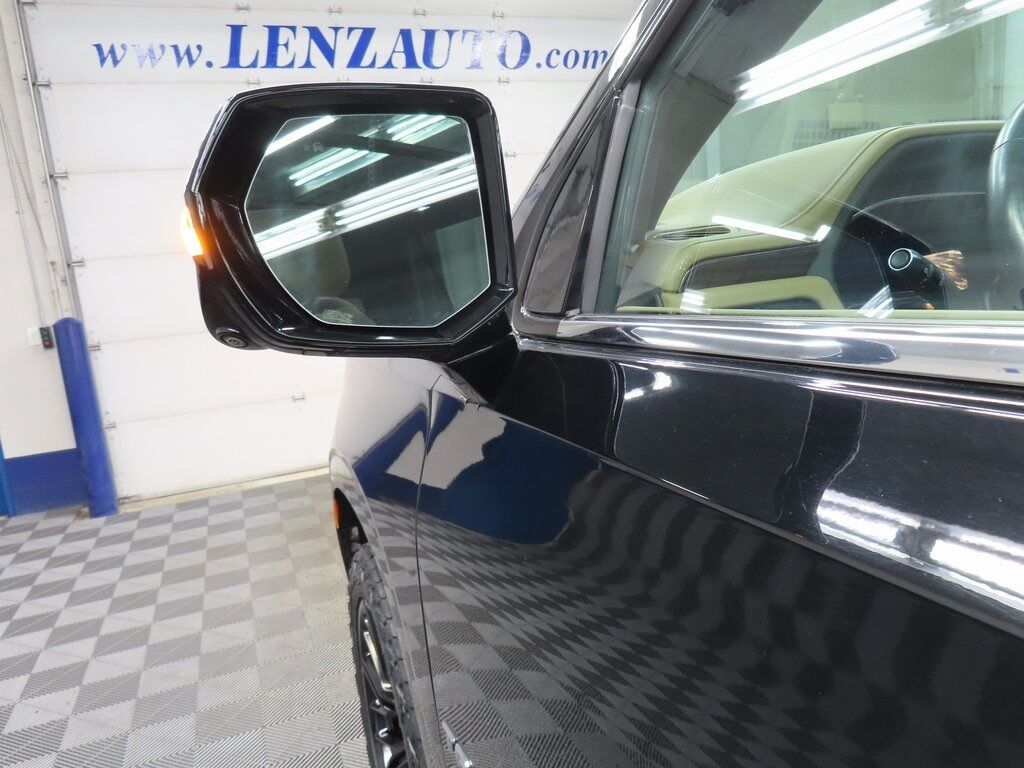 2023 Chevrolet Tahoe Premier 4WD 7 Passenger Fond du Lac WI 2023 Chevrolet Tahoe Premier 4WD 7 Passenger Fond du Lac WI