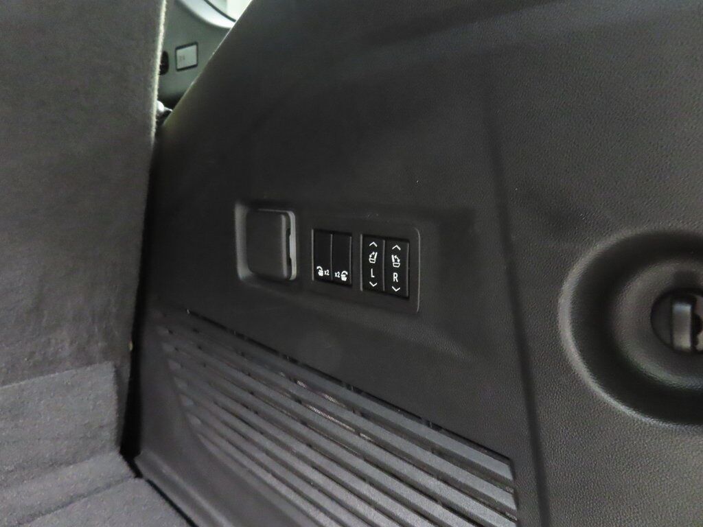 2023 Chevrolet Tahoe Premier 4WD Fond du Lac WI 2023 Chevrolet Tahoe Premier 4WD Fond du Lac WI