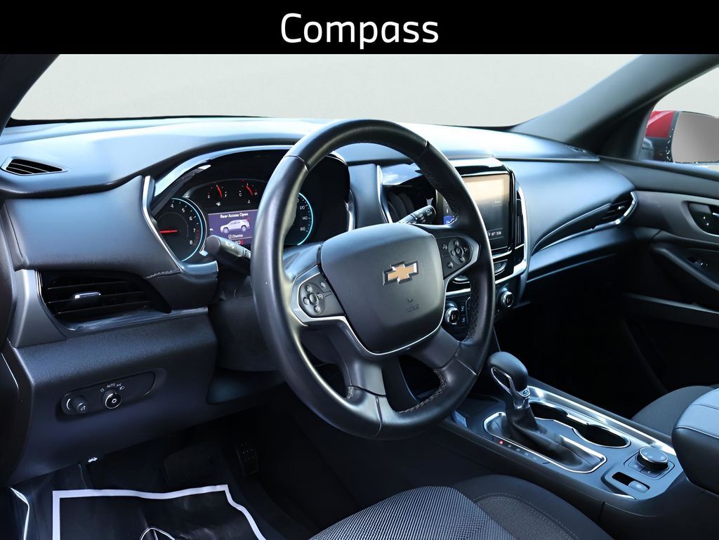 2023 Chevrolet Traverse LT