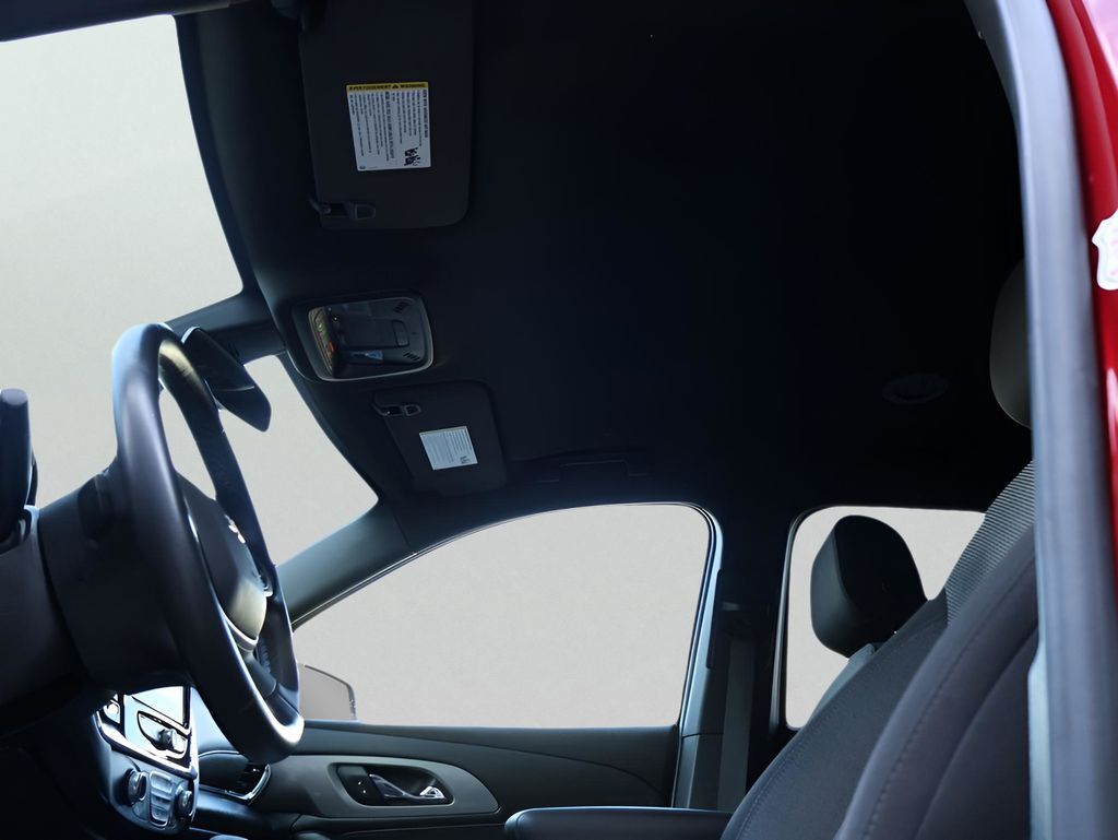 2023 Chevrolet Traverse LT