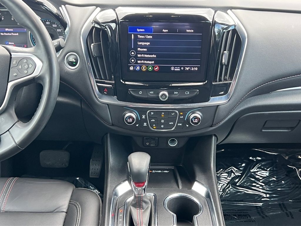 2023 Chevrolet Traverse RS