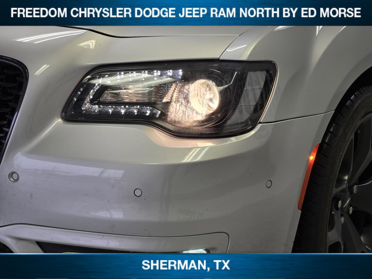 2023 Chrysler 300 Touring L Sherman TX