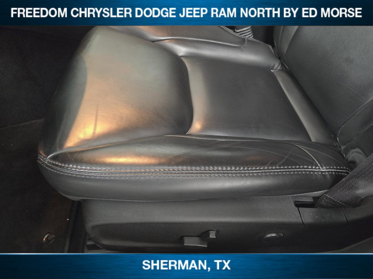 2023 Chrysler 300 Touring L Sherman TX