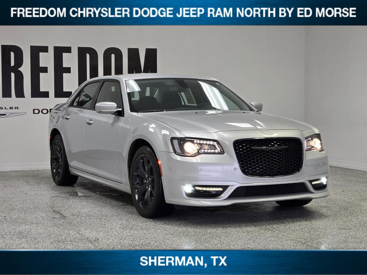 2023 Chrysler 300 Touring L Sherman TX