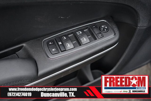2023 Chrysler 300 Touring Irving TX