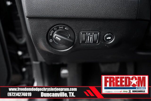 2023 Chrysler 300 Touring Irving TX