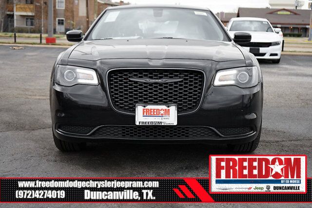 2023 Chrysler 300 Touring Irving TX