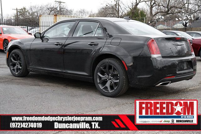 2023 Chrysler 300 Touring Irving TX