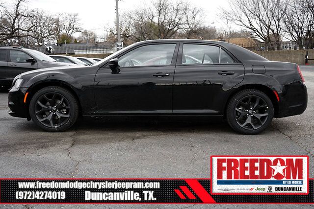 2023 Chrysler 300 Touring Irving TX