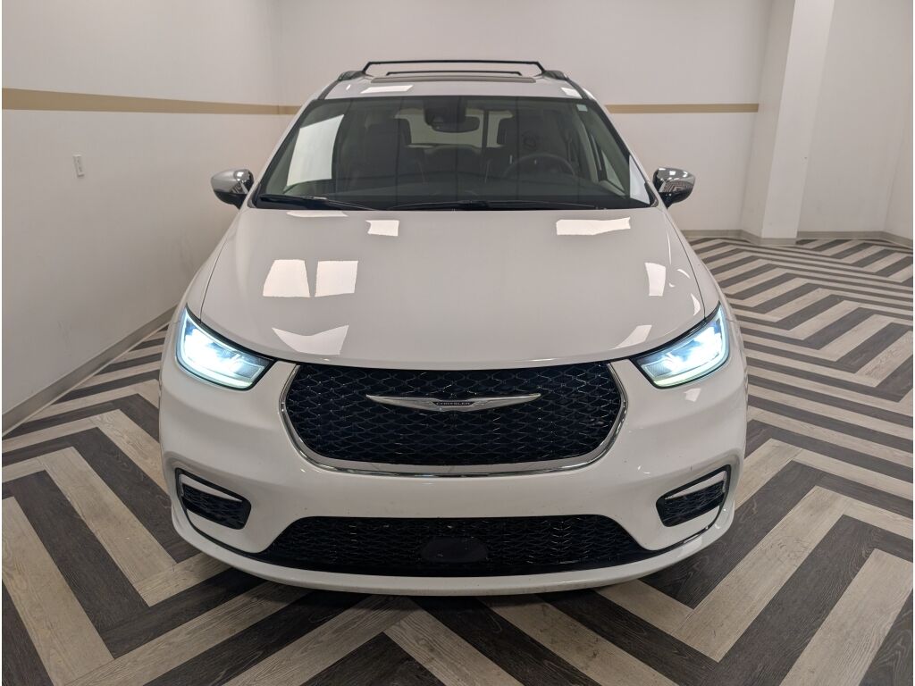 2023 Chrysler Pacifica Limited Bozeman MT
