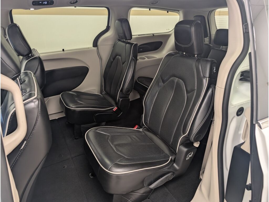 2023 Chrysler Pacifica Limited Bozeman MT