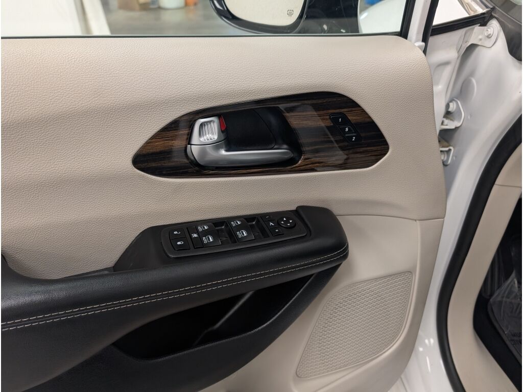 2023 Chrysler Pacifica Limited Bozeman MT