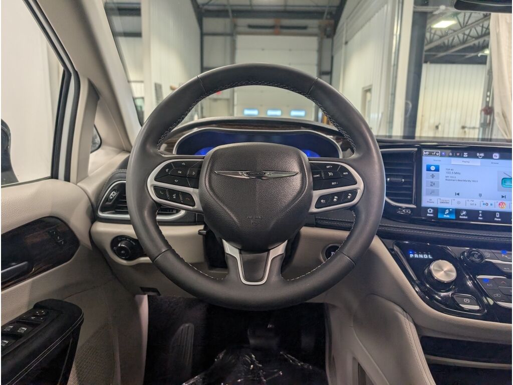 2023 Chrysler Pacifica Limited Bozeman MT