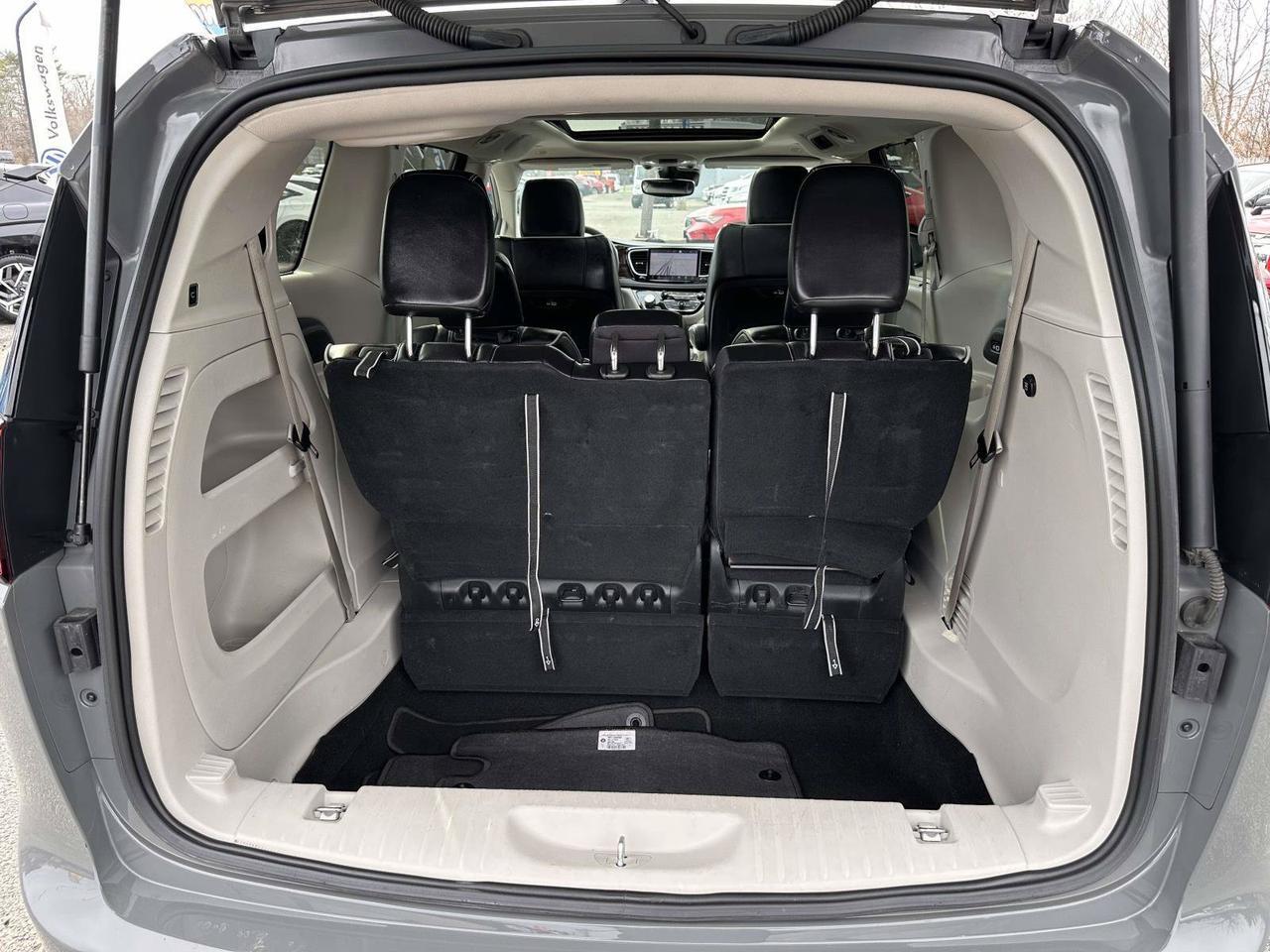 2023 Chrysler Pacifica Limited San Clemente CA