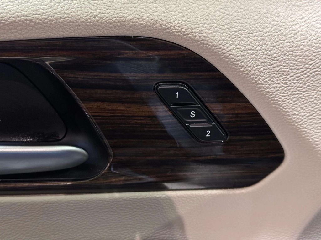 2023 Chrysler Pacifica Limited San Clemente CA