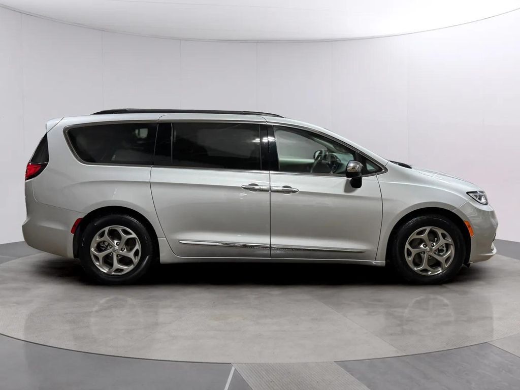 2023 Chrysler Pacifica Limited