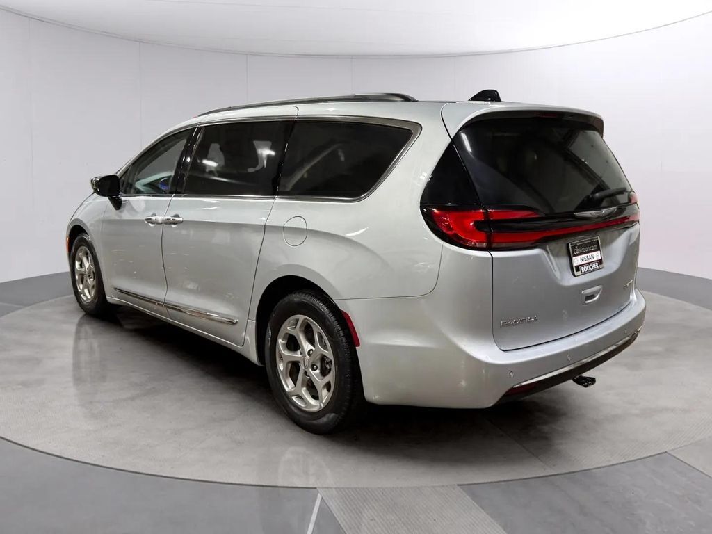 2023 Chrysler Pacifica Limited San Clemente CA