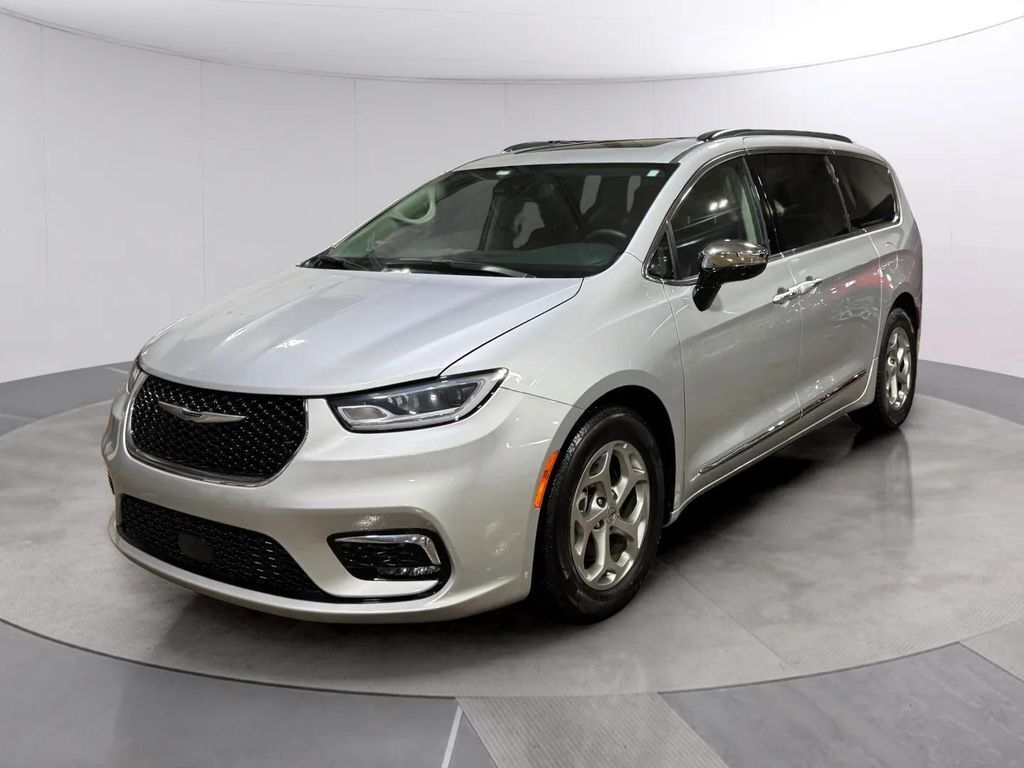 2023 Chrysler Pacifica Limited San Clemente CA