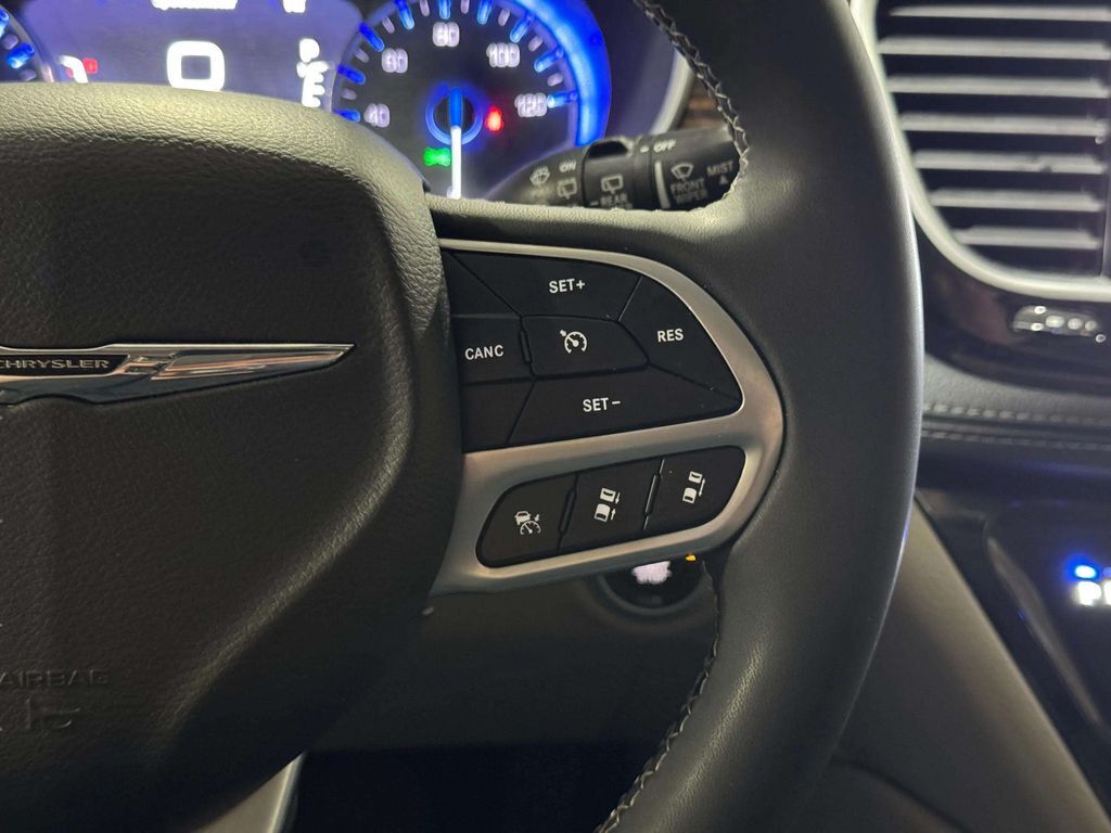 2023 Chrysler Pacifica Limited San Clemente CA