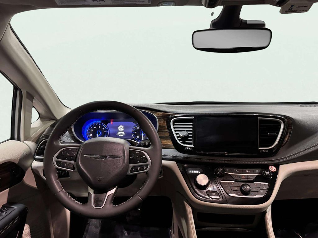 2023 Chrysler Pacifica Limited San Clemente CA