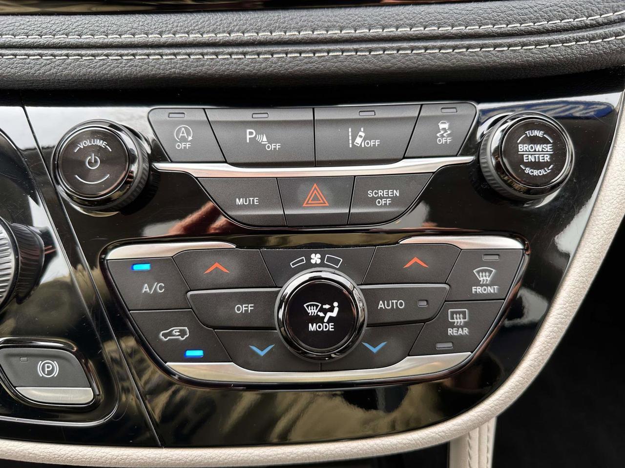 2023 Chrysler Pacifica Limited San Clemente CA 2023 Chrysler Pacifica Limited San Clemente CA
