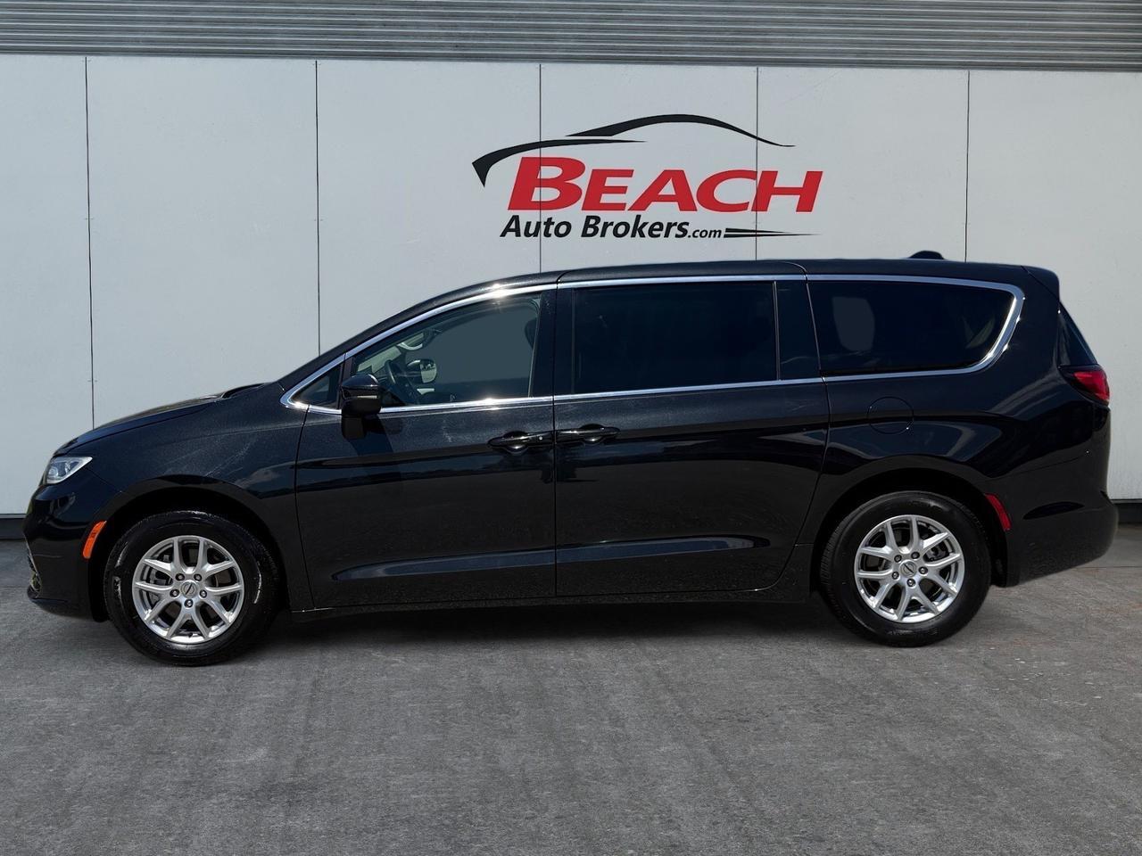 2023 Chrysler Pacifica Touring L, HEATED SEATS, HEATED STEERING WHEEL, APPLE CARPLAY/ANDROID AUTO, POWER LIFTGATE, BACKUP CAMERA. POWER/HEATED MIRRORS, REMOTE START, ONLY 1 OWNER, MAKE THIS YOUR NEW MOMCAR! Norfolk VA 2023 Chrysler Pacifica Touring L, HEATED SEATS, HEATED STEERING WHEEL, APPLE CARPLAY/ANDROID AUTO, POWER LIFTGATE, BACKUP CAMERA. POWER/HEATED MIRRORS, REMOTE START, ONLY 1 OWNER, MAKE THIS YOUR NEW MOMCAR! Norfolk VA