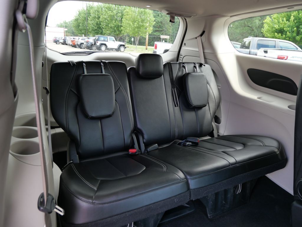 2023 Chrysler Pacifica Touring L Mt Pleasant MI