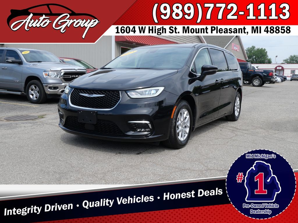 2023 Chrysler Pacifica Touring L
