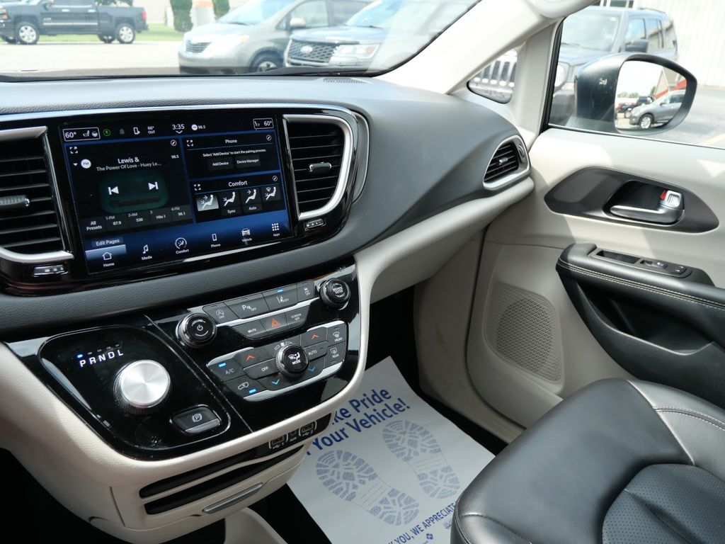 2023 Chrysler Pacifica Touring L Mt Pleasant MI