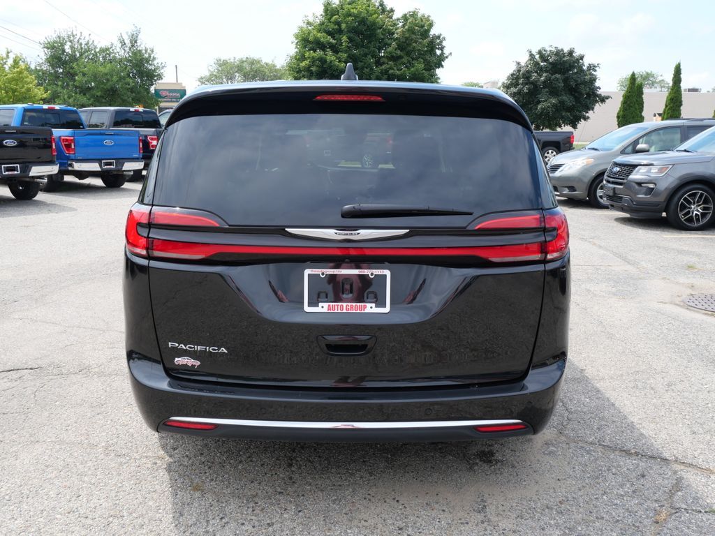 2023 Chrysler Pacifica Touring L Mt Pleasant MI