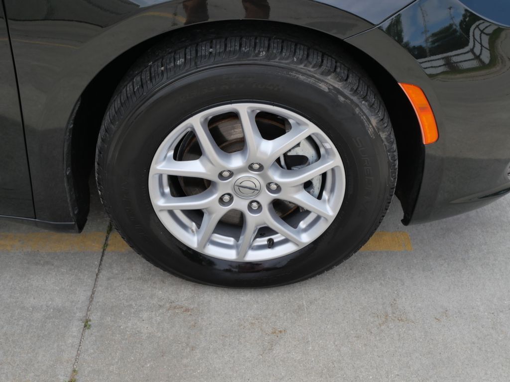 2023 Chrysler Pacifica Touring L Mt Pleasant MI