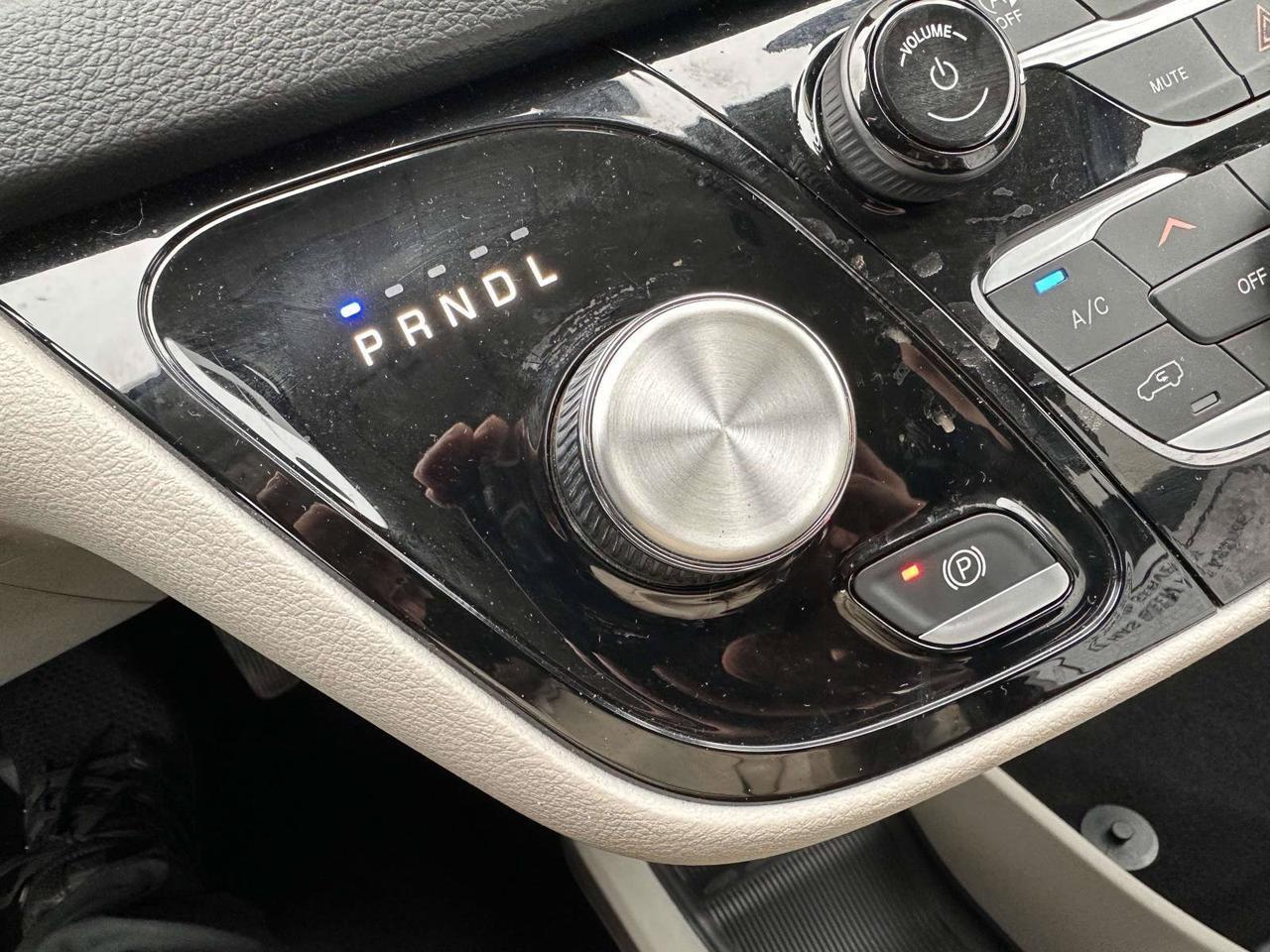 2023 Chrysler Pacifica Touring L San Clemente CA