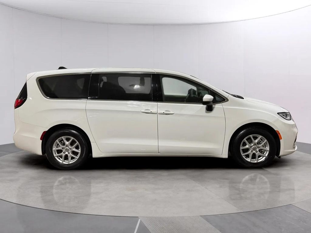 2023 Chrysler Pacifica Touring L San Clemente CA