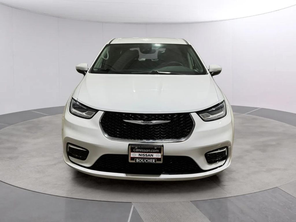 2023 Chrysler Pacifica Touring L San Clemente CA