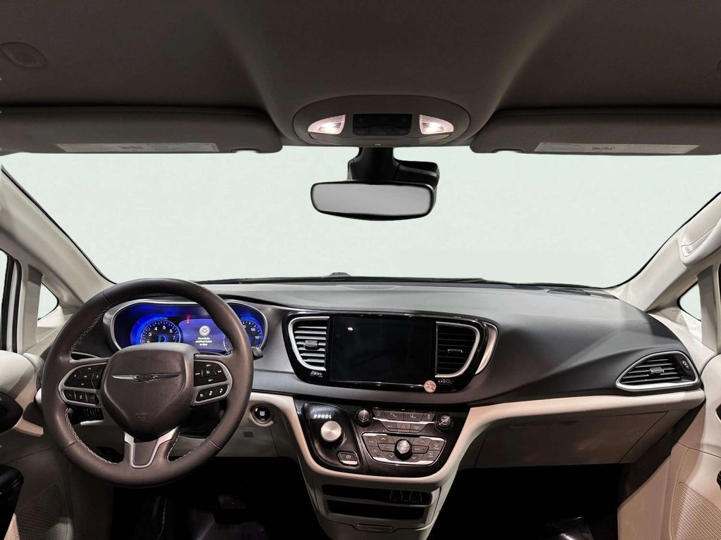 2023 Chrysler Pacifica Touring L San Clemente CA