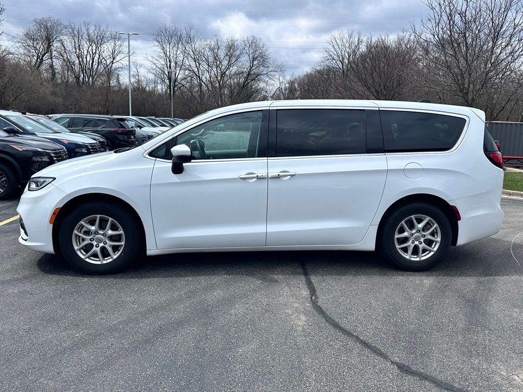 2023 Chrysler Pacifica Touring L San Clemente CA