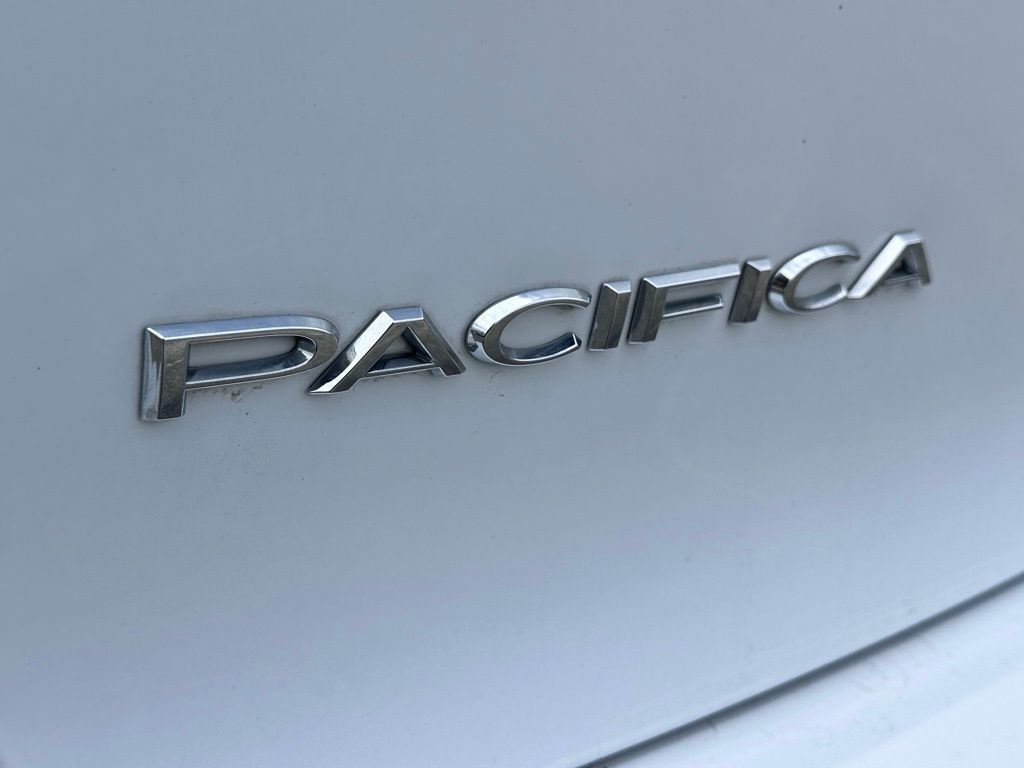 2023 Chrysler Pacifica Touring L San Clemente CA