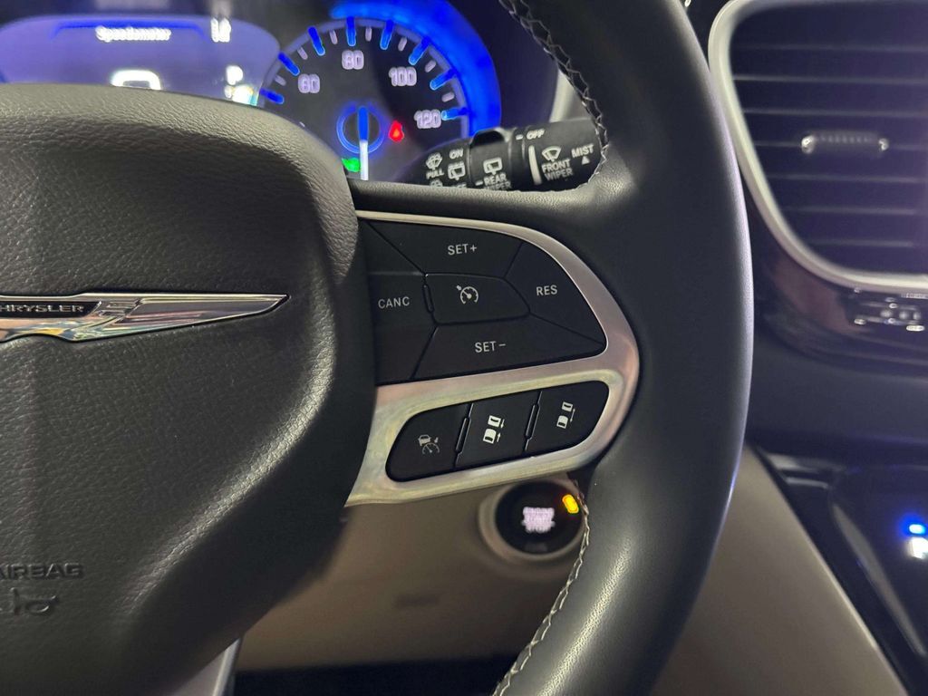 2023 Chrysler Pacifica Touring L San Clemente CA