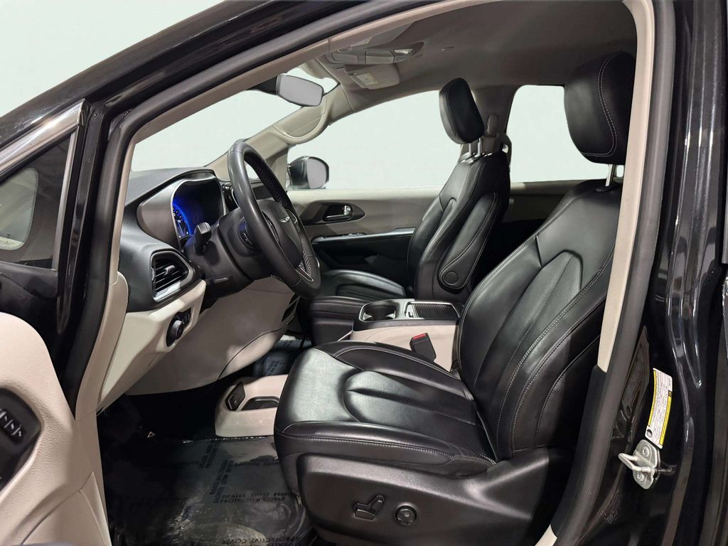 2023 Chrysler Pacifica Touring L San Clemente CA