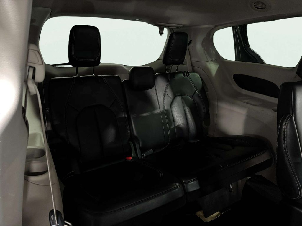 2023 Chrysler Pacifica Touring L San Clemente CA