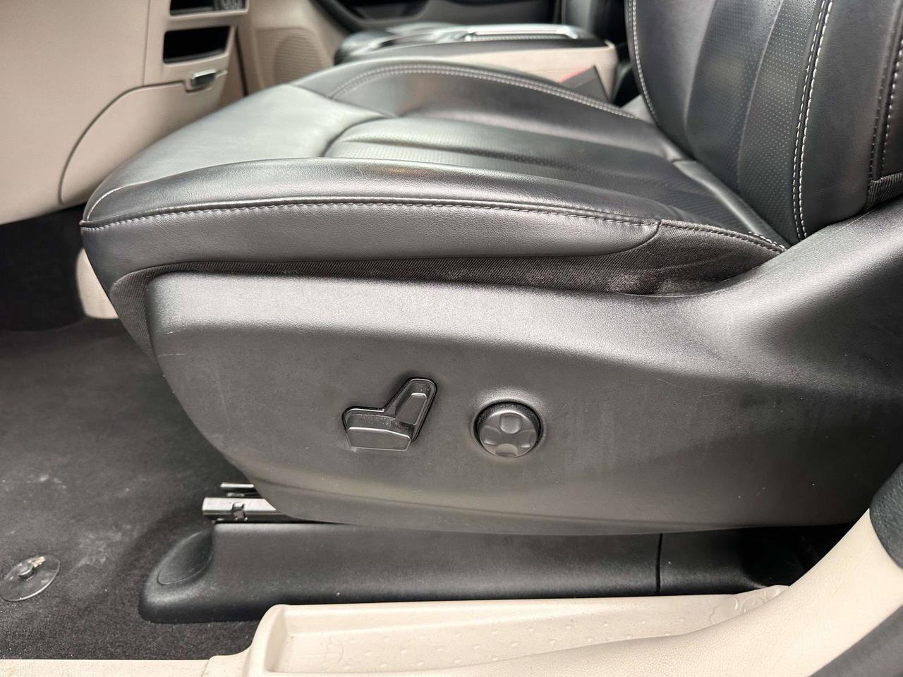 2023 Chrysler Pacifica Touring L San Clemente CA