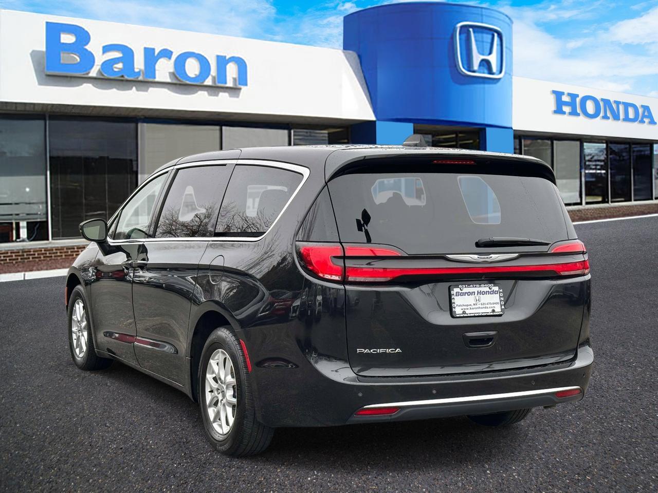 2023 Chrysler Pacifica Touring L San Clemente CA