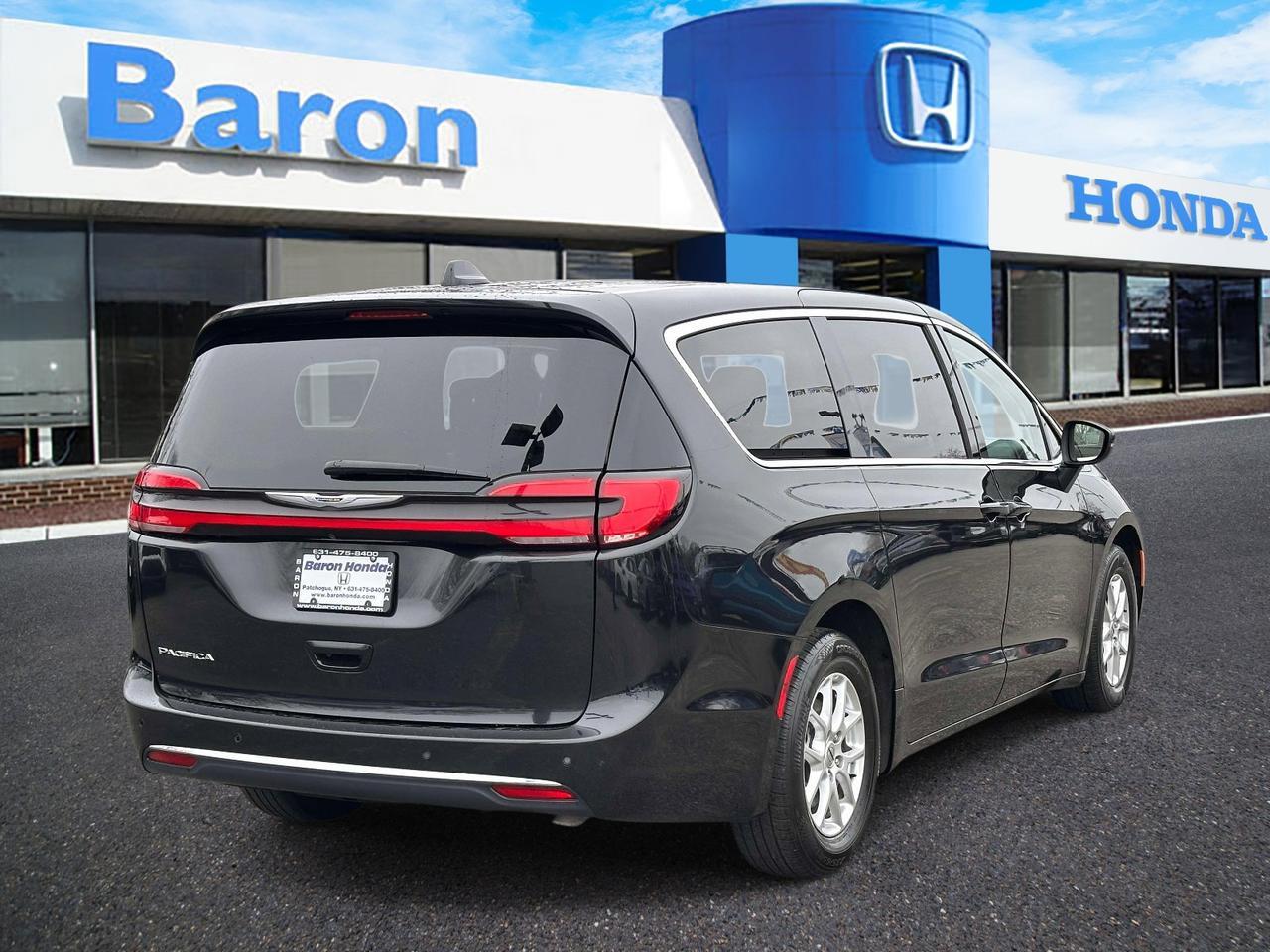 2023 Chrysler Pacifica Touring L San Clemente CA