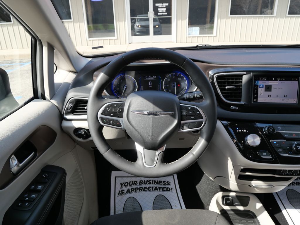2023 Chrysler Voyager LX Mt Pleasant MI