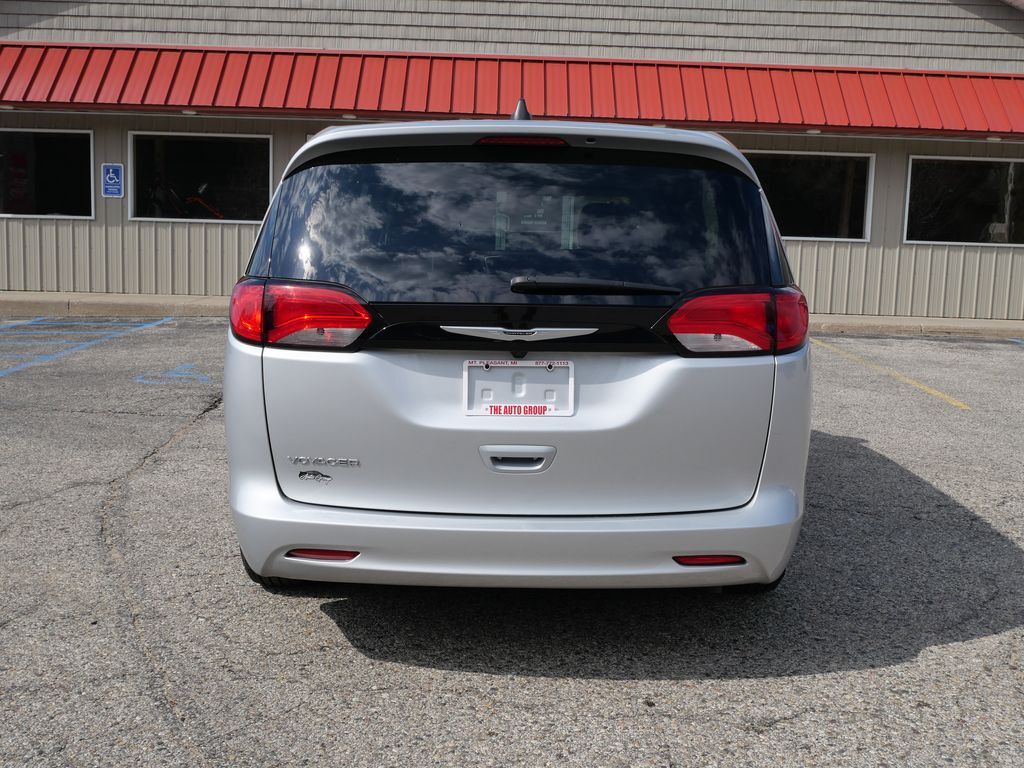 2023 Chrysler Voyager LX Mt Pleasant MI